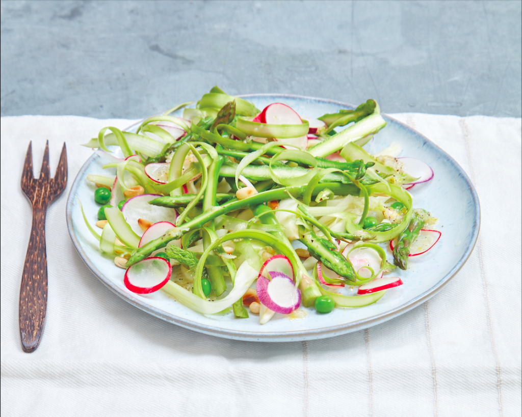 fresh asparagus salad