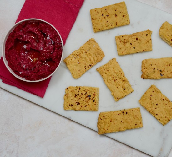 chickpea crackers with beetroot hummus