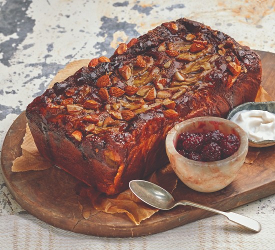 Low-sugar bake Nutty, banana, almond and pear loaf - liz earle wellbeing