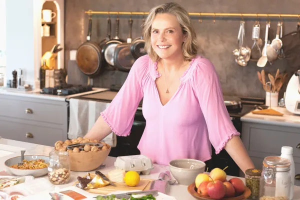 Calm your mind with food, with Dr Uma Naidoo